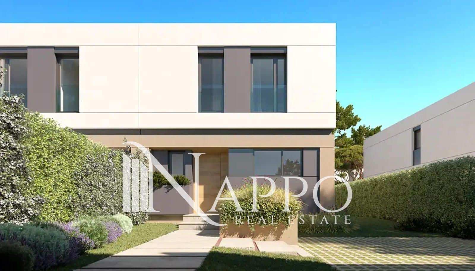 4 makuuhuone Huvila myytävänä paikassa Puig de Ros mukana uima-altaan 
autotalli - 850 000 € (Ref: 9629366)