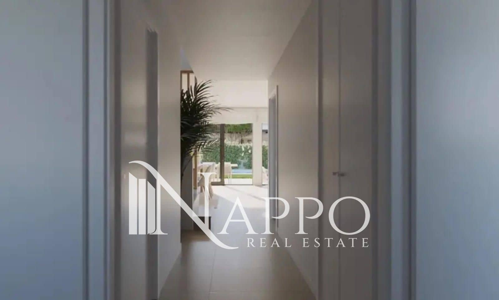 4 makuuhuone Huvila myytävänä paikassa Puig de Ros mukana uima-altaan 
autotalli - 850 000 € (Ref: 9629366)