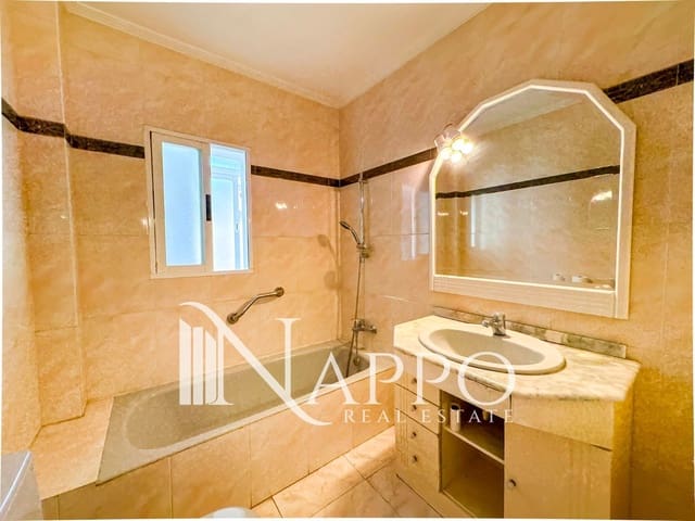 4 Zimmer Wohnung zu verkaufen in Palma de Mallorca - 415.000 € (Ref: 9635001)