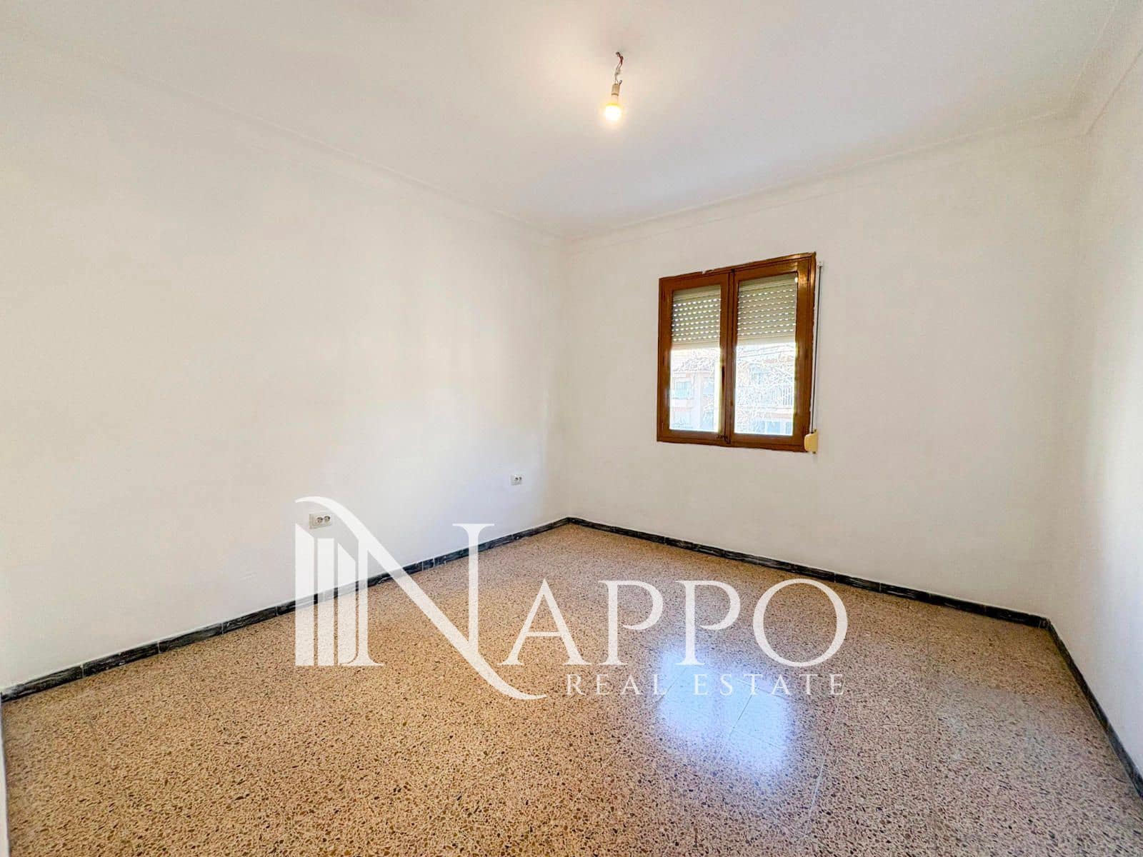 4 Zimmer Wohnung zu verkaufen in Palma de Mallorca - 415.000 € (Ref: 9635001)