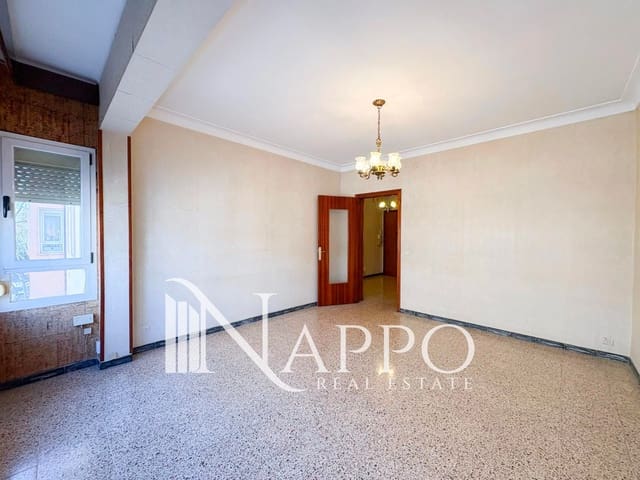 4 Zimmer Wohnung zu verkaufen in Palma de Mallorca - 415.000 € (Ref: 9635001)