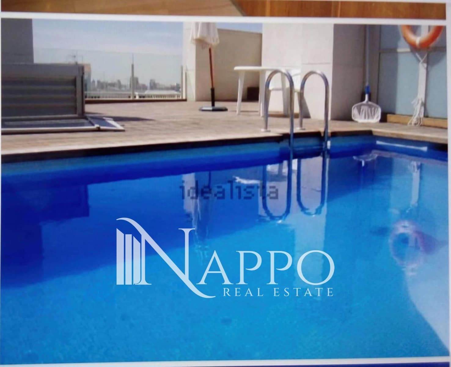 Appartement à louer à Madrid ville avec piscine - 1 300 € (Ref: 9637987)