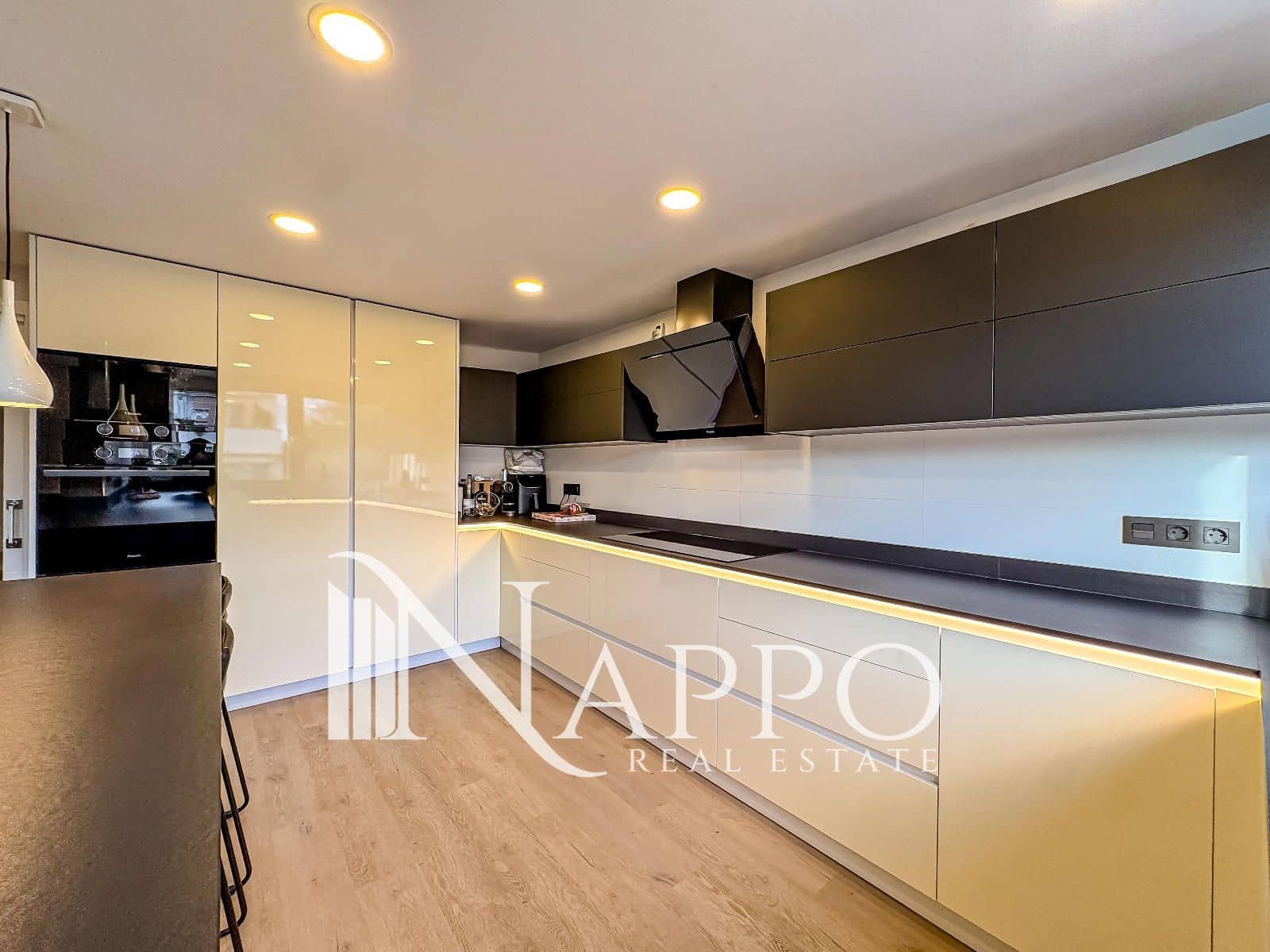 Casa de 4 habitaciones en Son Ferrer en venta con piscina garaje - 799.000 € (Ref: 9641032)