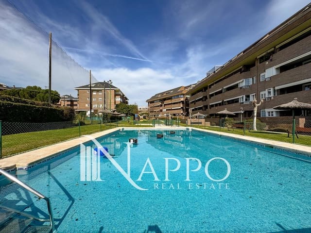 3 slaapkamer Flat te huur in Majadahonda met zwembad garage - € 2.400 (Ref: 9645456)