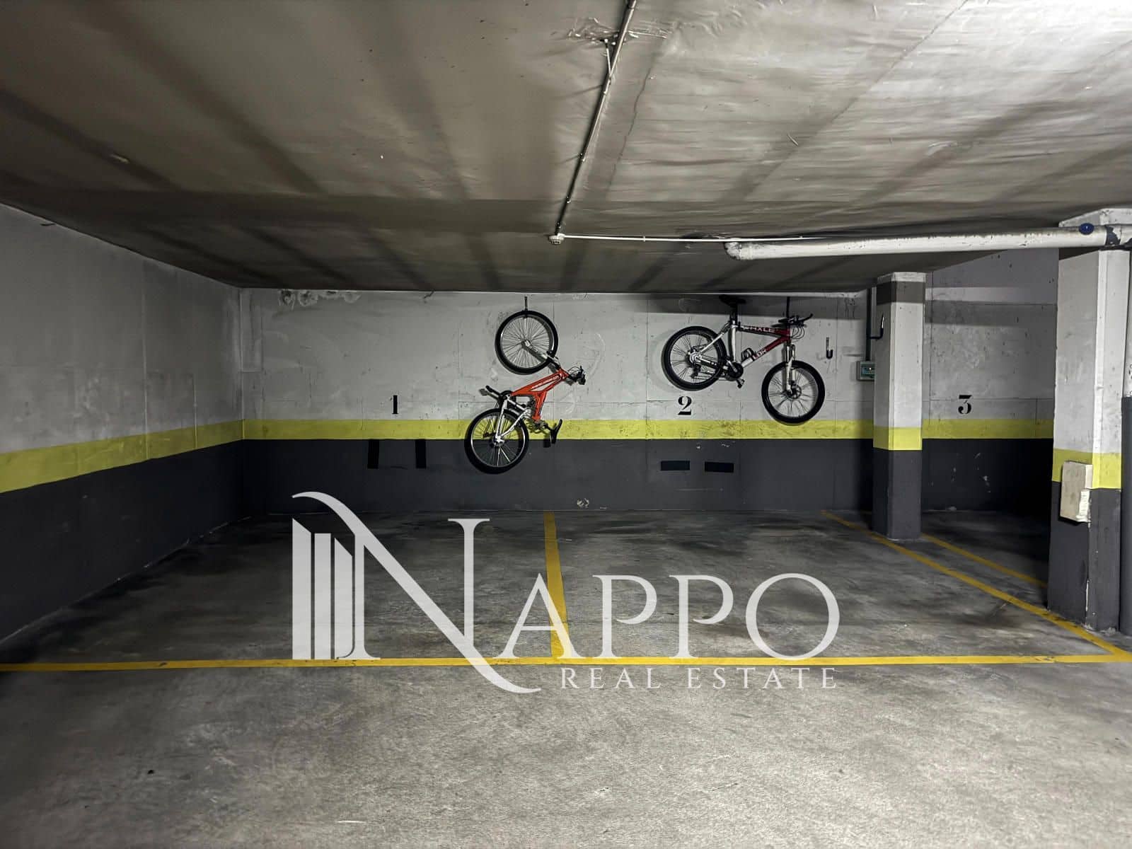 3 camera da letto Appartamento da affittare in Majadahonda con piscina garage - 2.400 € (Rif: 9645456)