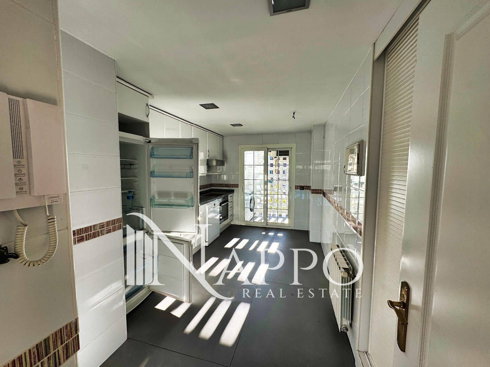 3 camera da letto Appartamento da affittare in Majadahonda con piscina garage - 2.400 € (Rif: 9645456)