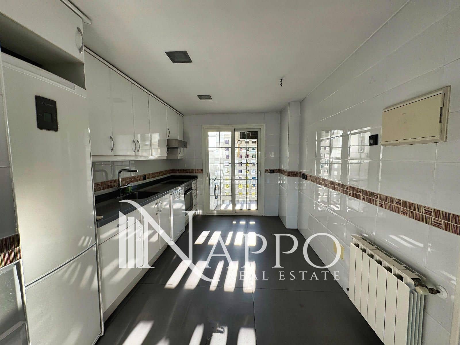 3 camera da letto Appartamento da affittare in Majadahonda con piscina garage - 2.400 € (Rif: 9645456)