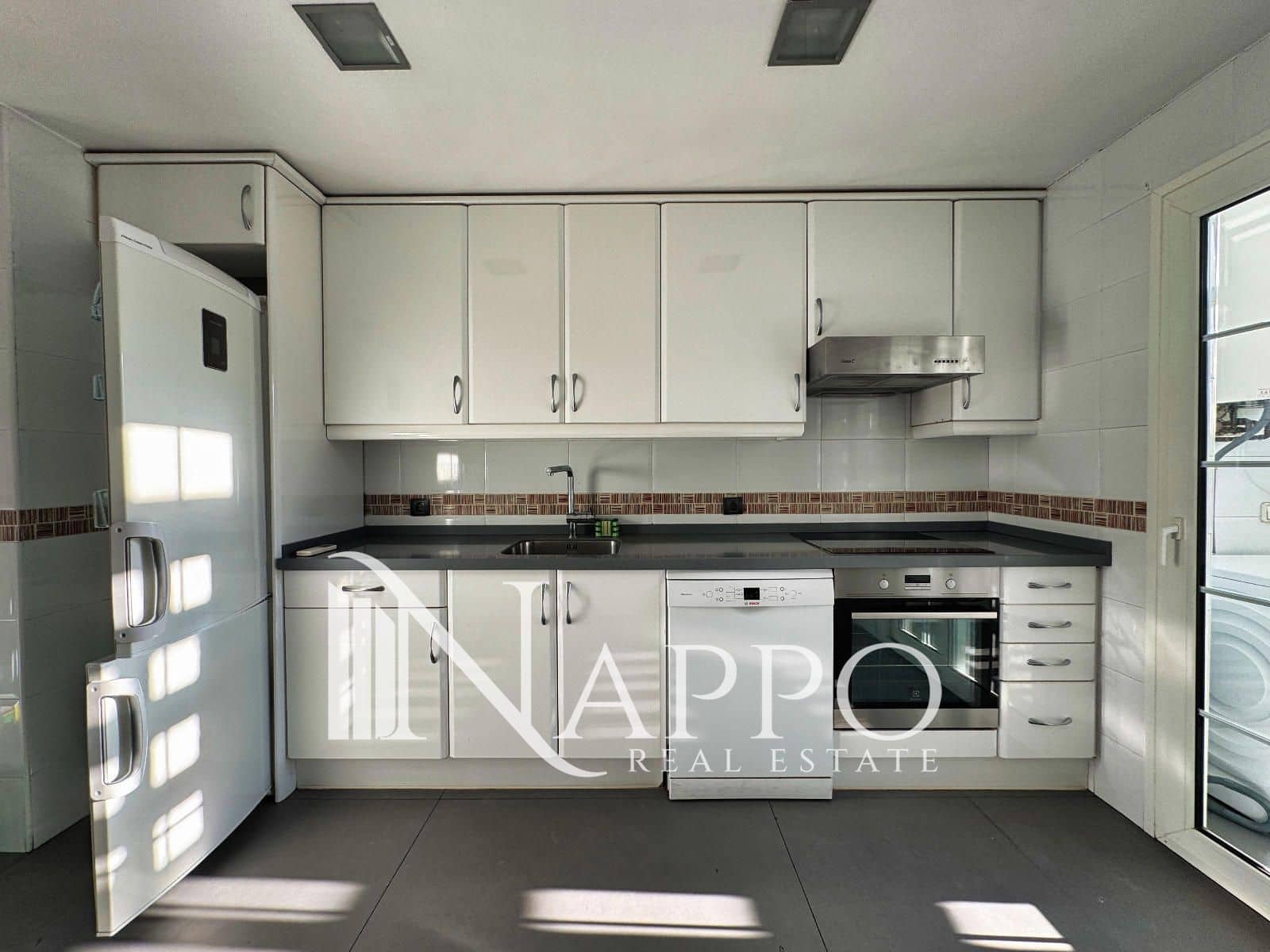 3 camera da letto Appartamento da affittare in Majadahonda con piscina garage - 2.400 € (Rif: 9645456)