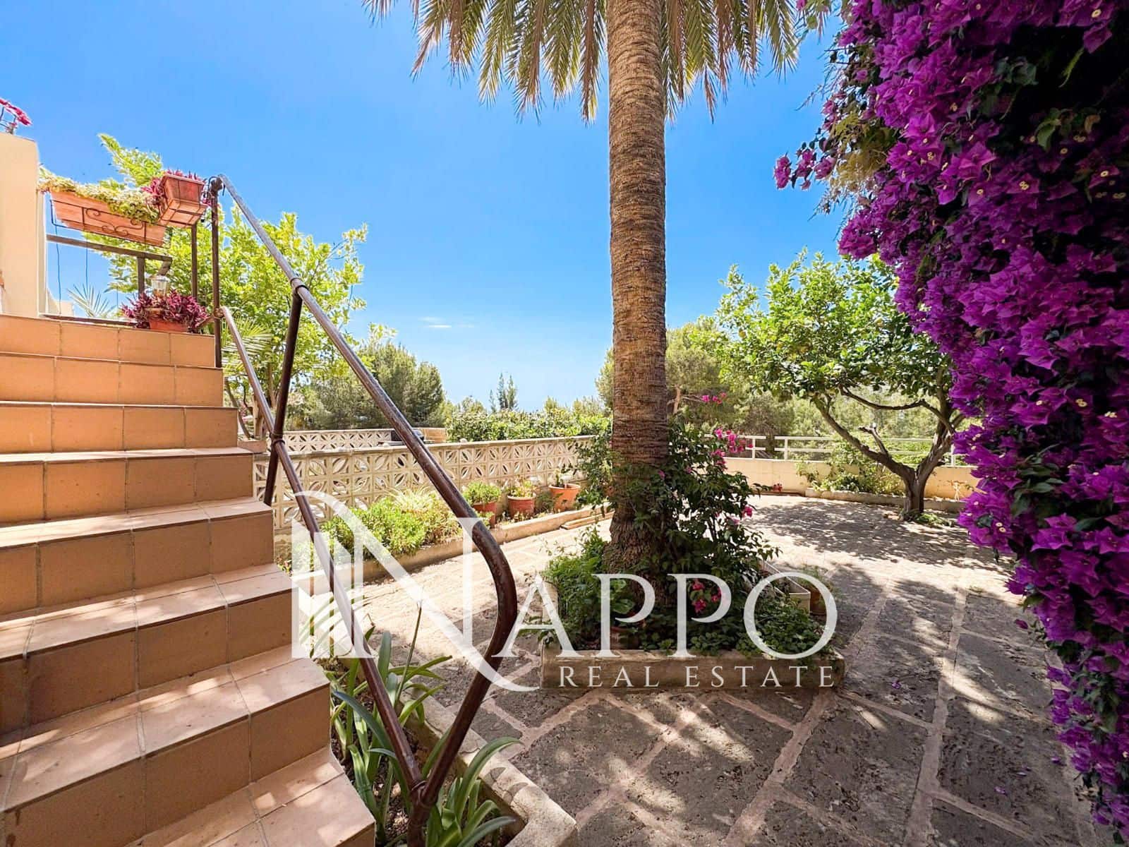 3 bedroom Flat for sale in Cas Catala with garage - € 885,000 (Ref: 9659814)