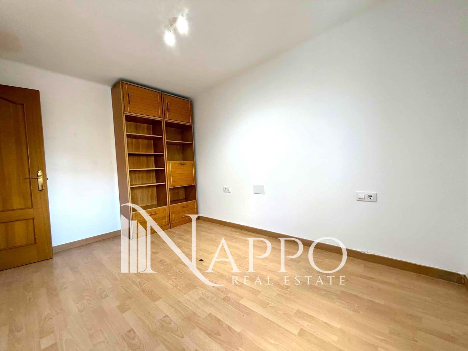 3 slaapkamer Flat te koop in Palma de Mallorca - € 275.000 (Ref: 9662179)