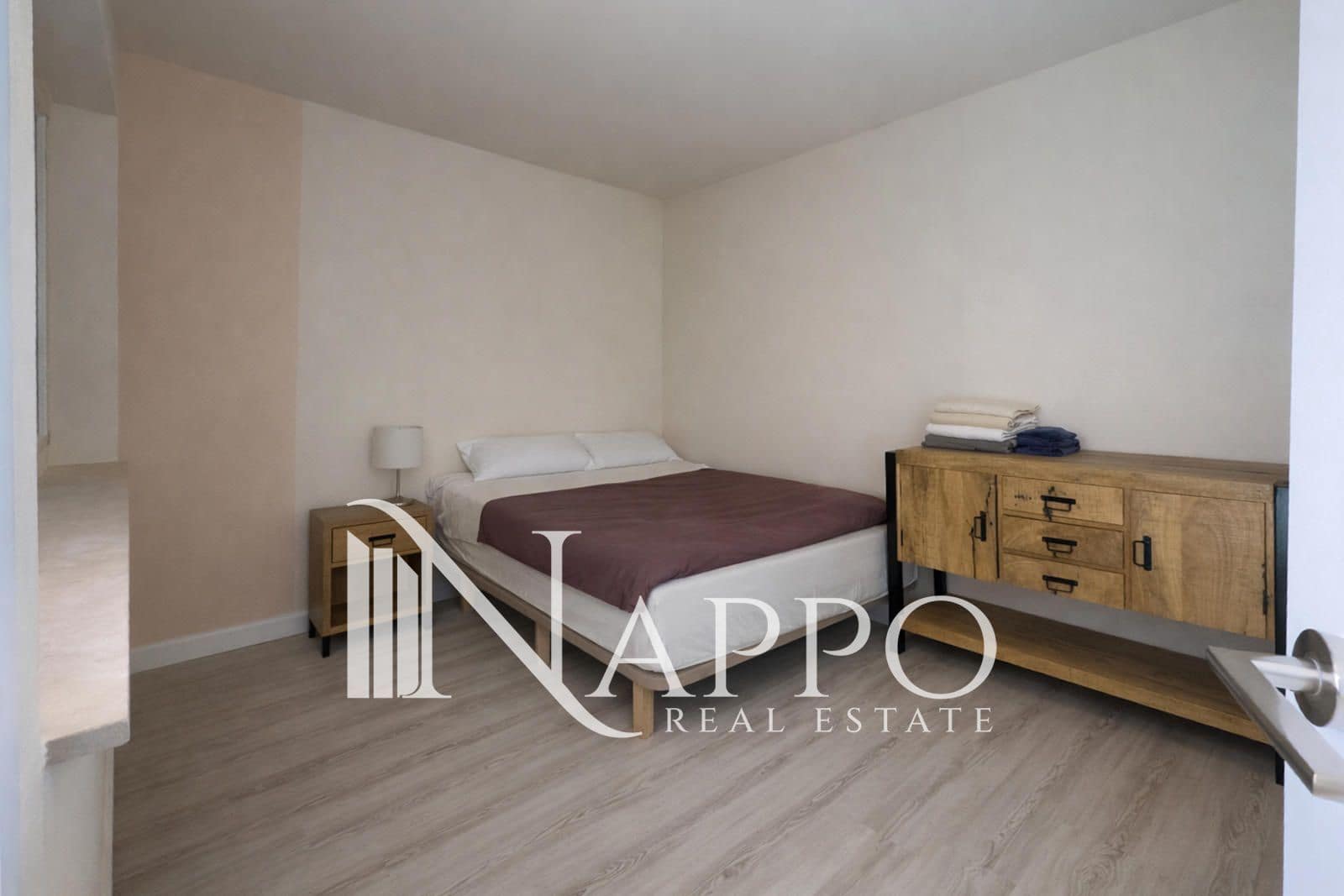 2 bedroom Flat for sale in Palma de Mallorca with pool - € 375,000 (Ref: 9684335)