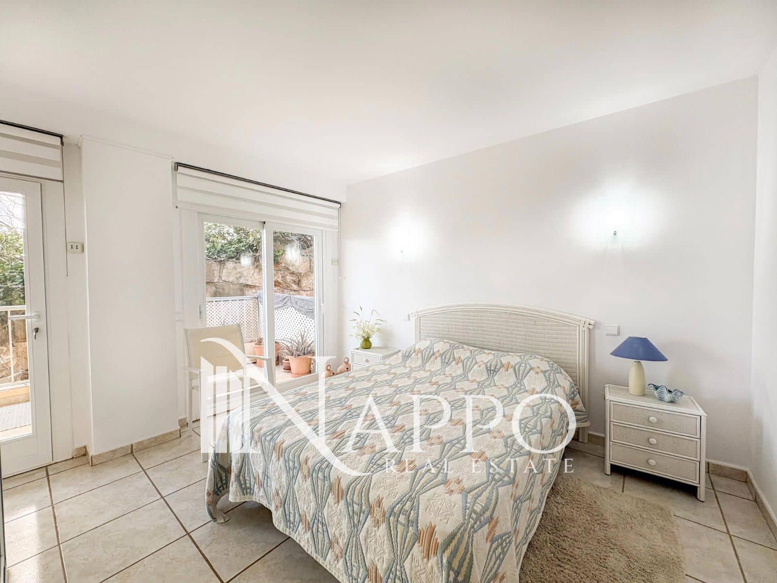 Piso de 3 habitaciones en Santa Ponsa en venta con piscina garaje - 1.070.000 € (Ref: 9687630)