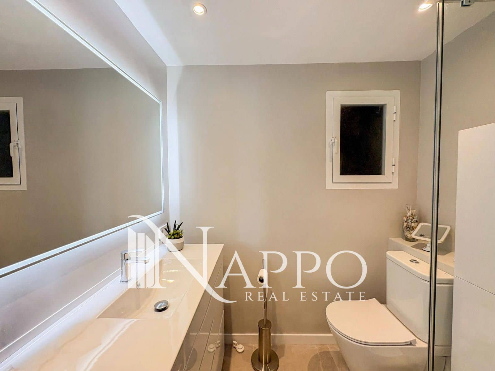 Piso de 3 habitaciones en Santa Ponsa en venta con piscina garaje - 1.070.000 € (Ref: 9687630)