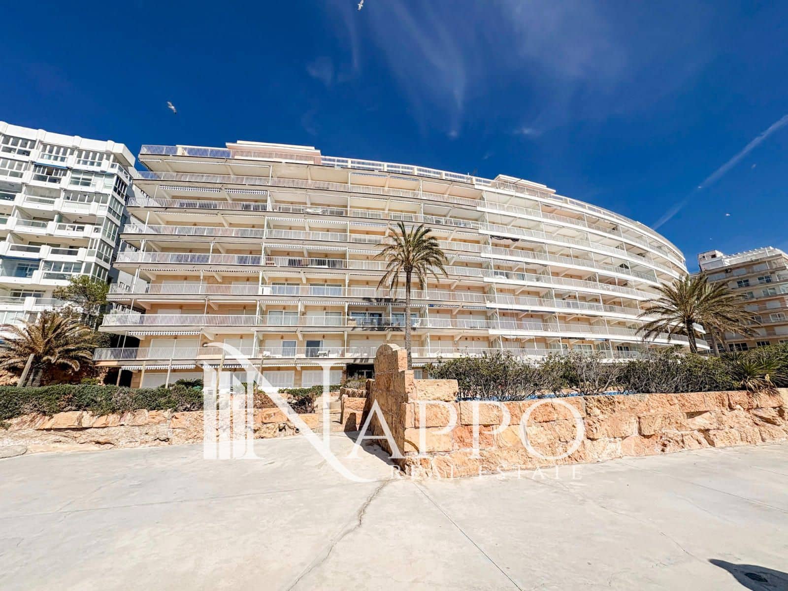 Piso de 3 habitaciones en Santa Ponsa en venta con piscina garaje - 1.070.000 € (Ref: 9687630)