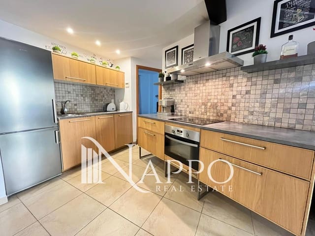 2 soverom Leilighet til leie i Centro, Palma de Mallorca - € 2 000 (Ref: 9696757)