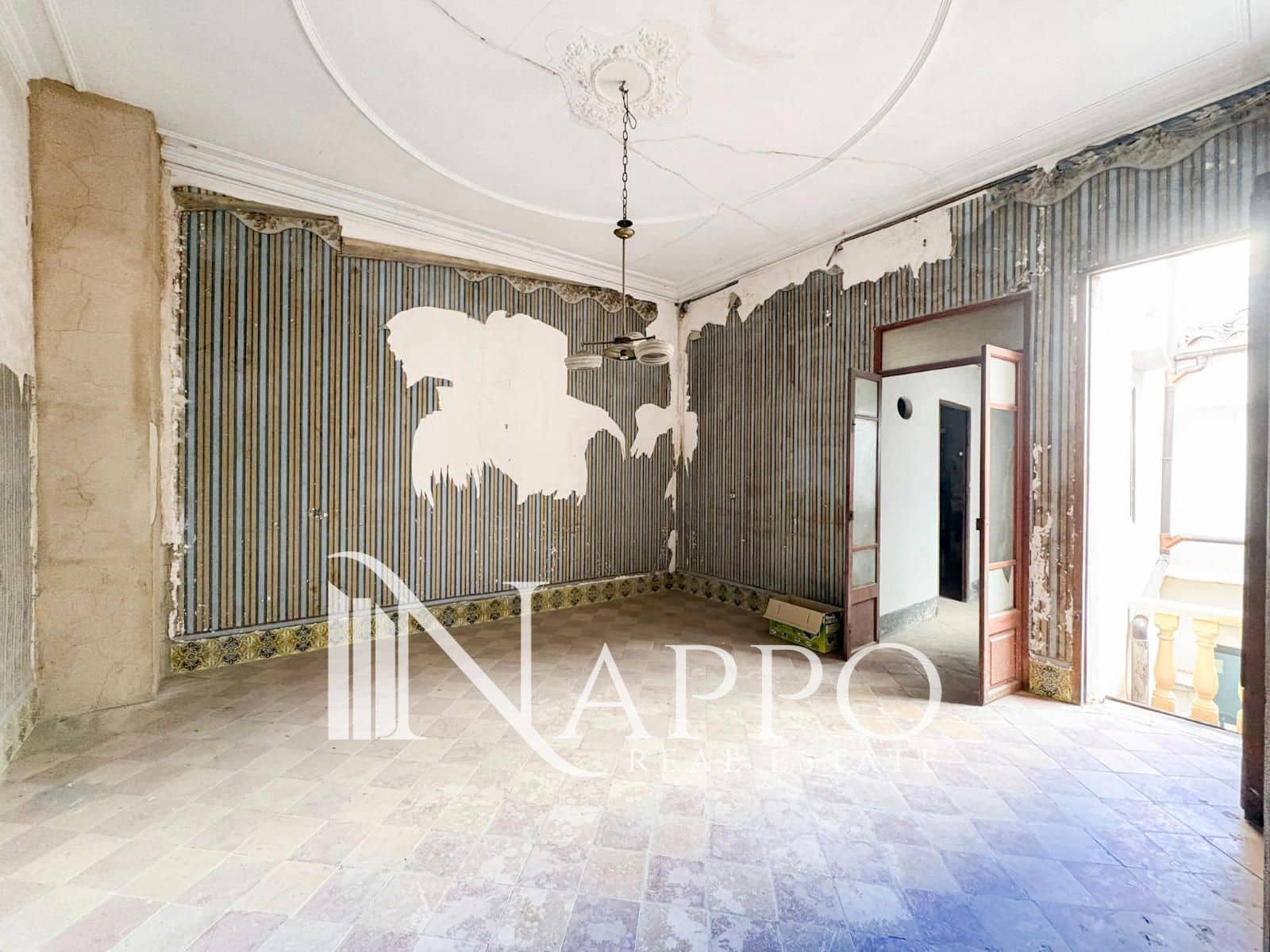 Restaurant/Bar til salgs i Palma de Mallorca - € 1 260 000 (Ref: 9703249)