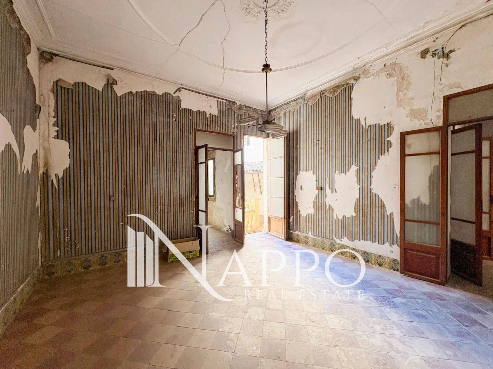 Restaurant/Bar til salgs i Palma de Mallorca - € 1 260 000 (Ref: 9703249)