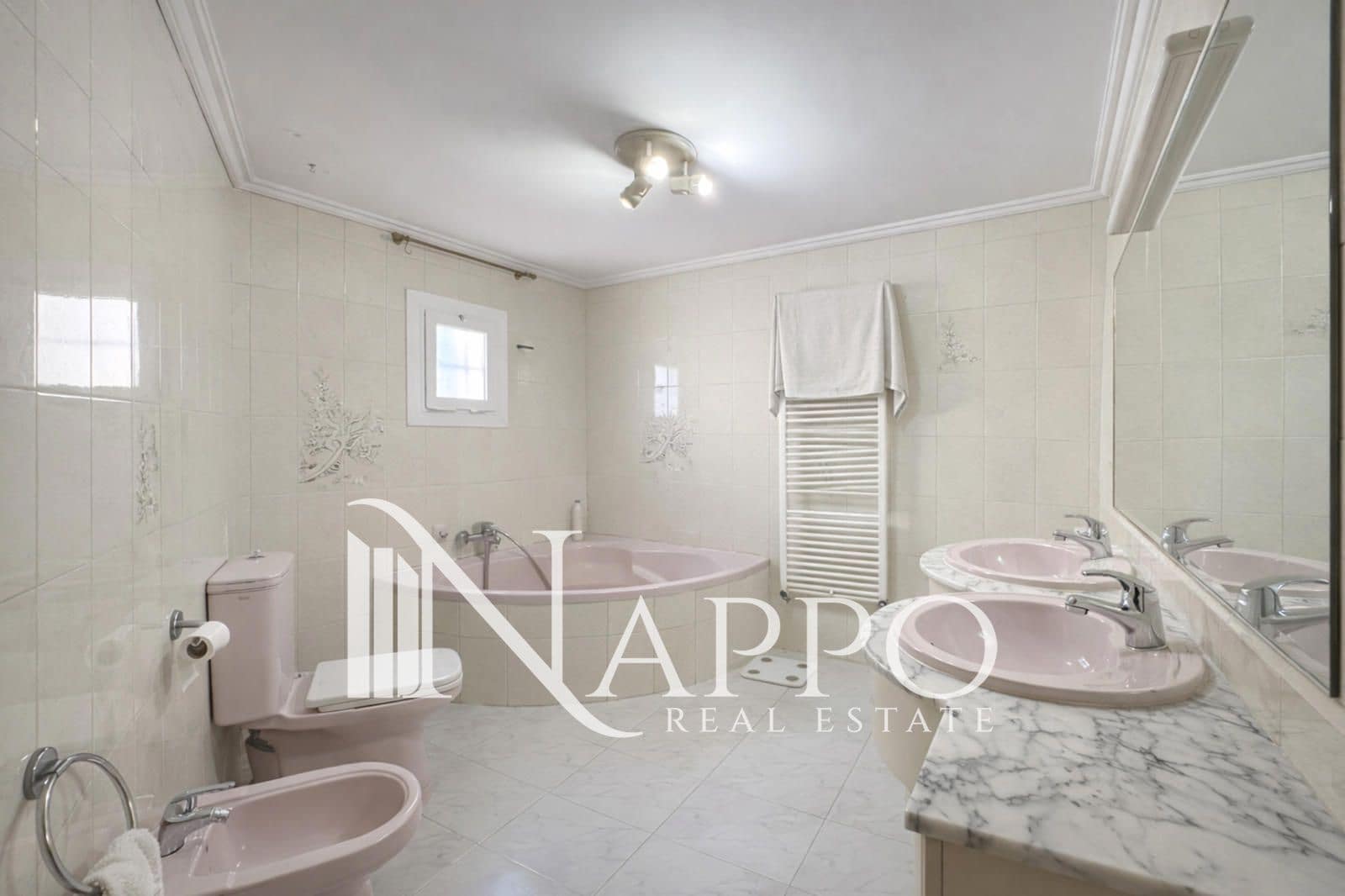 4 bedroom Townhouse for sale in Son Sardina with pool garage - € 849,000 (Ref: 9707621)