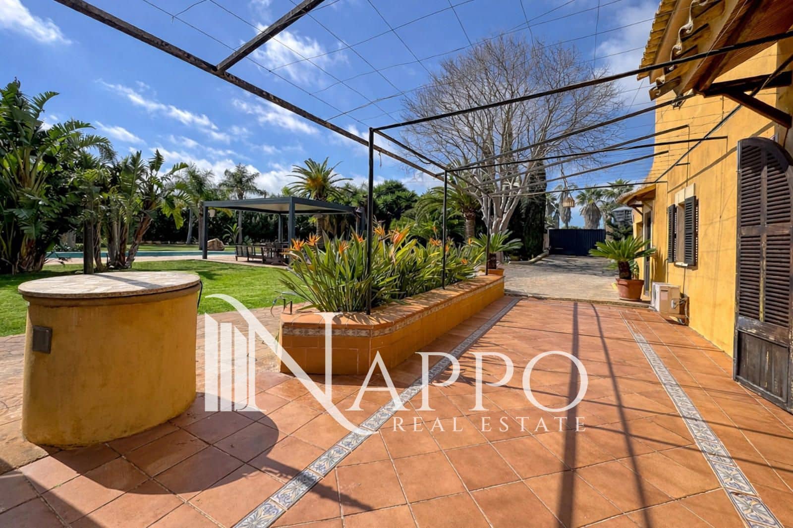 4 bedroom Townhouse for sale in Son Sardina with pool garage - € 849,000 (Ref: 9707621)