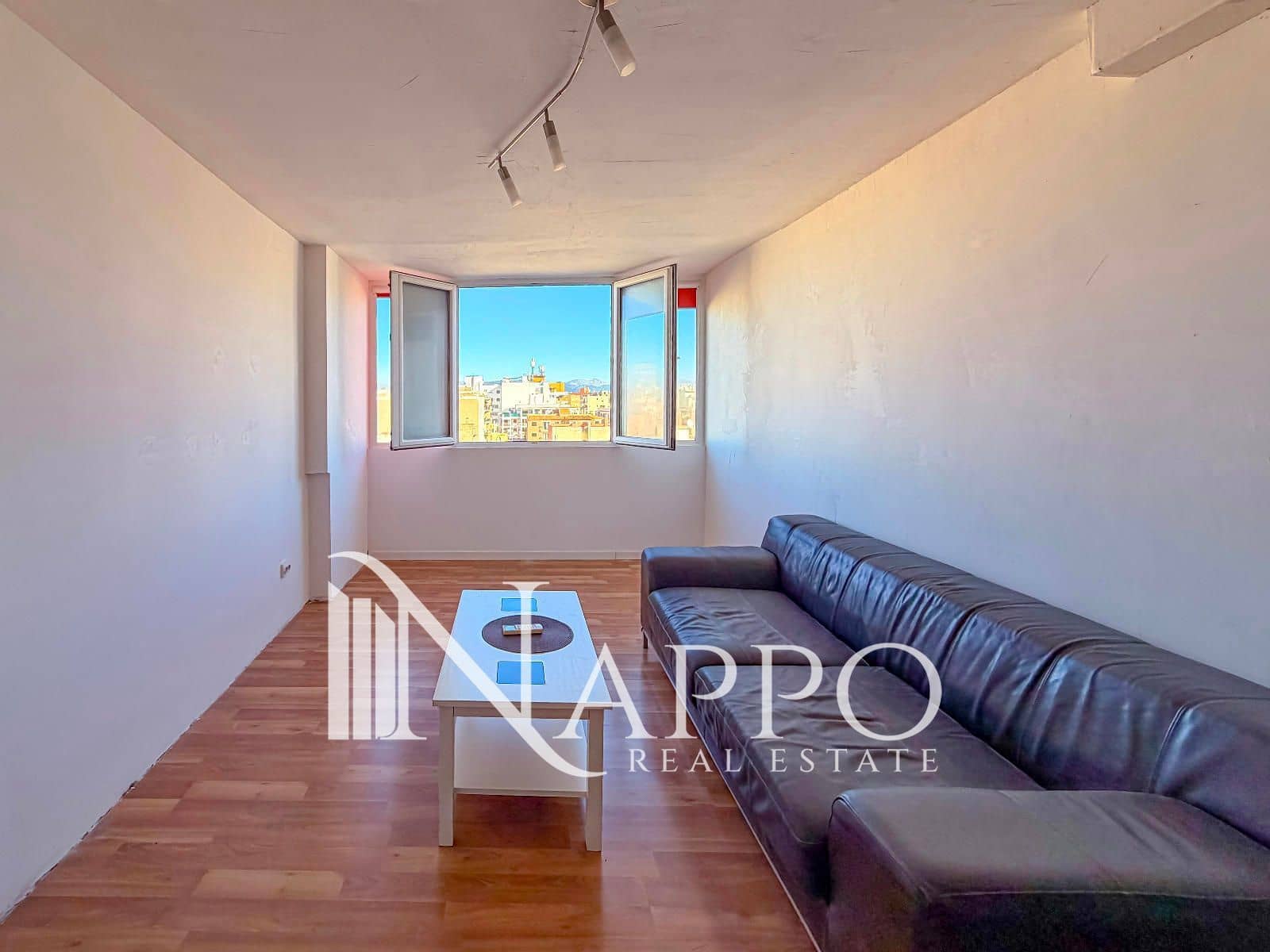 3 slaapkamer Flat te koop in Palma de Mallorca - € 310.000 (Ref: 9707956)