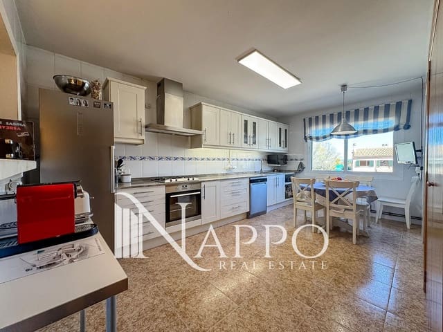 4 sovrum Hus till salu i Palma de Mallorca med garage - 849 000 € (Ref: 9713245)