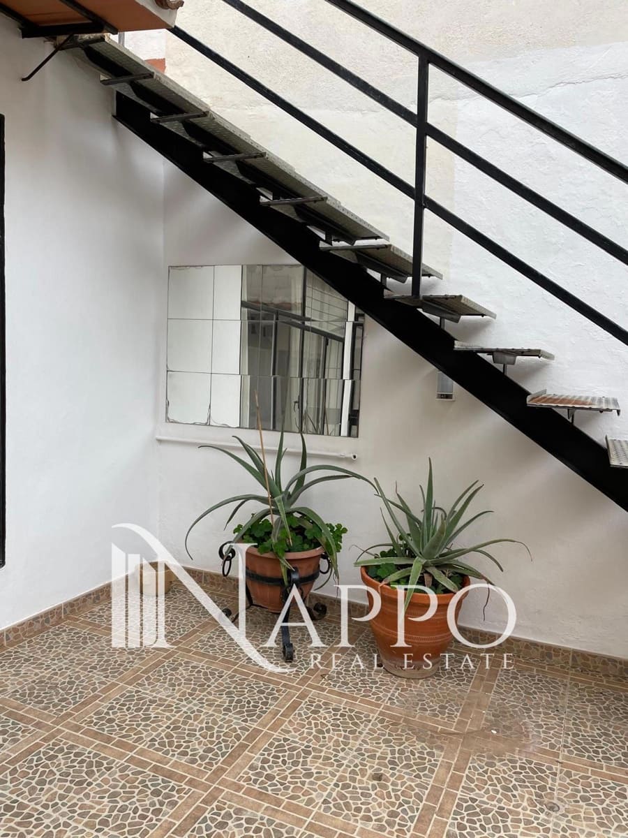 3 bedroom Villa for rent in Palma de Mallorca - € 2,100 (Ref: 9713873)