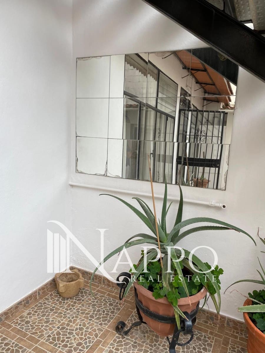 3 bedroom Villa for rent in Palma de Mallorca - € 2,100 (Ref: 9713873)