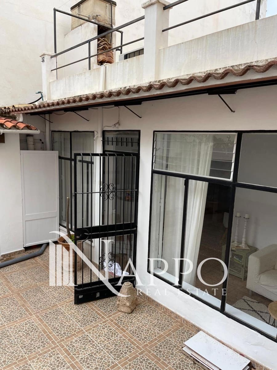 3 bedroom Villa for rent in Palma de Mallorca - € 2,100 (Ref: 9713873)