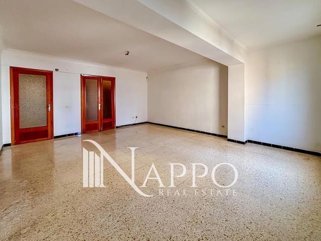 4 Zimmer Wohnung zu verkaufen in Arxiduc, Palma de Mallorca - 415.000 € (Ref: 9714328)