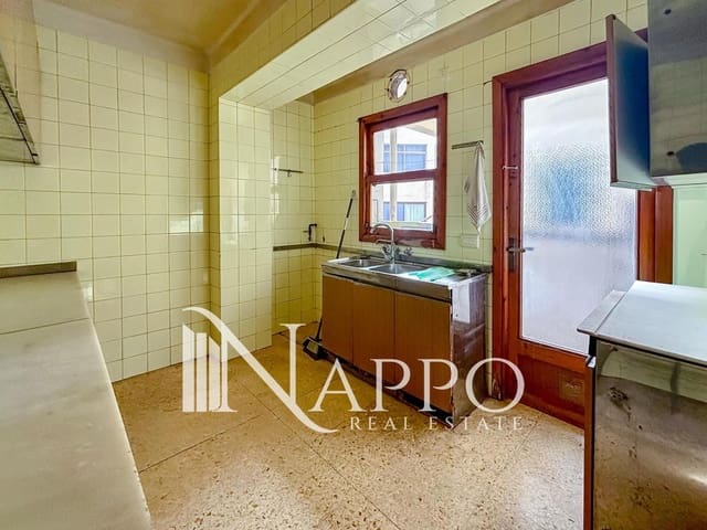 4 Zimmer Wohnung zu verkaufen in Arxiduc, Palma de Mallorca - 415.000 € (Ref: 9714328)