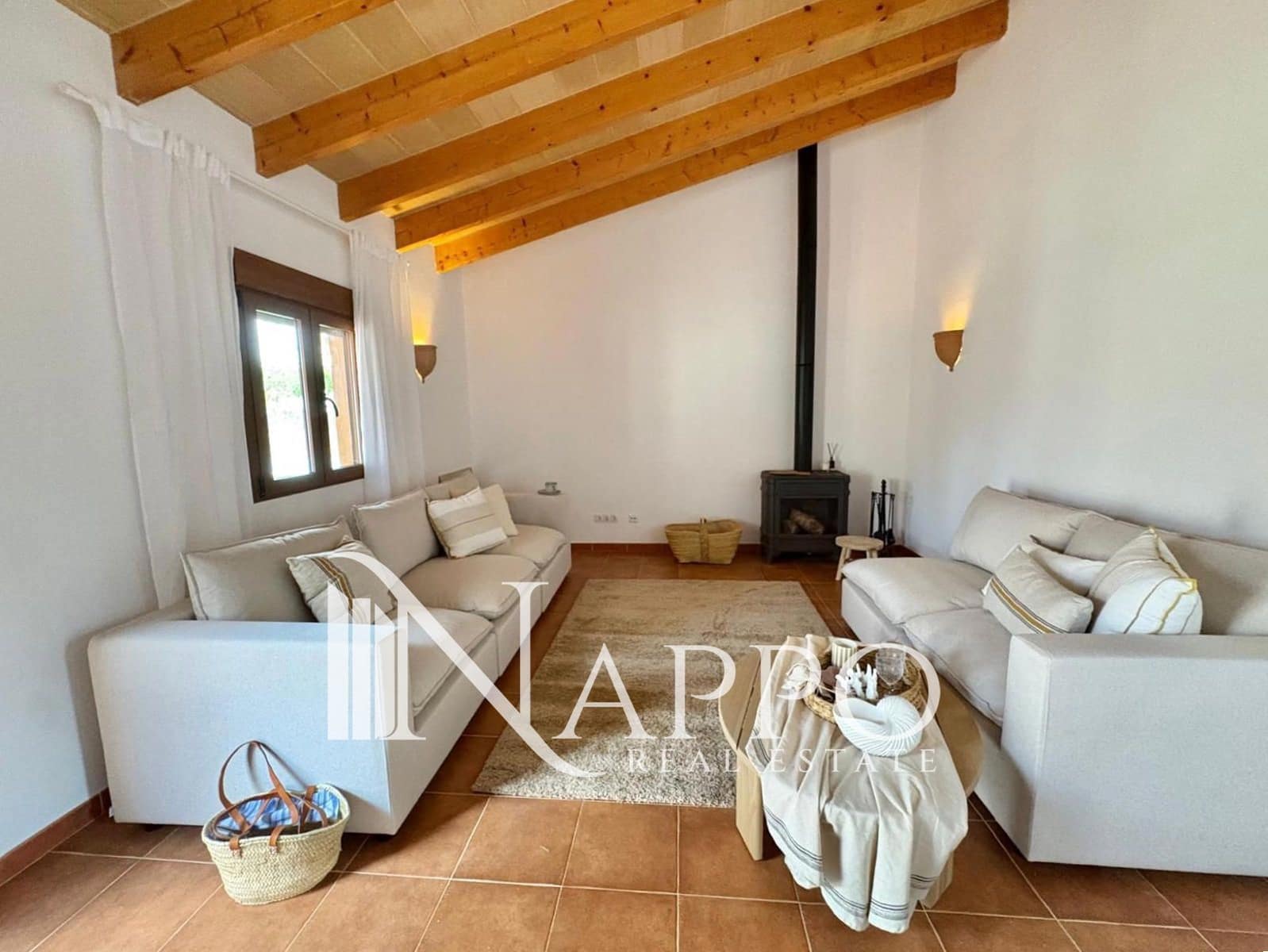 2 bedroom Villa for sale in Campos with pool - € 495,000 (Ref: 9715359)