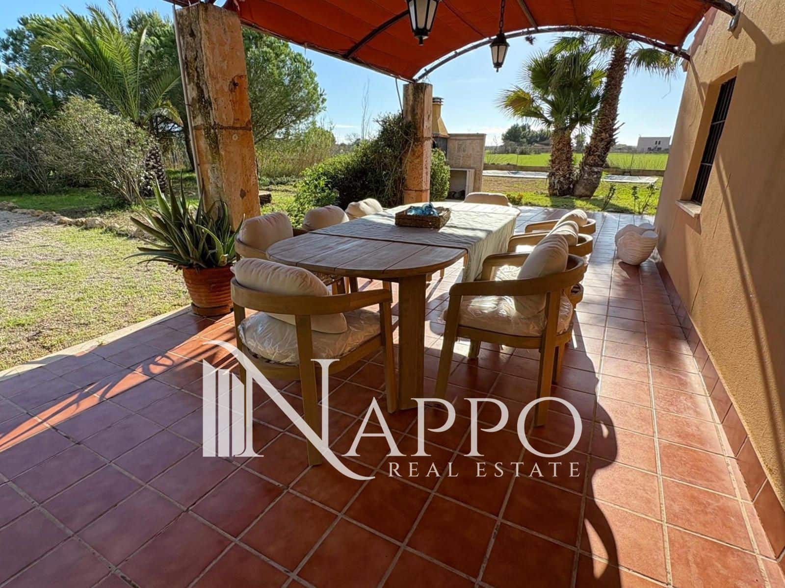 2 bedroom Villa for sale in Campos with pool - € 495,000 (Ref: 9715359)