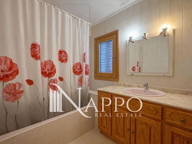 Chalet de 5 habitaciones en El Pont d'Inca / Es Pont d'Inca, Marratxí en venta con piscina garaje - 850.000 € (Ref: 9715471)