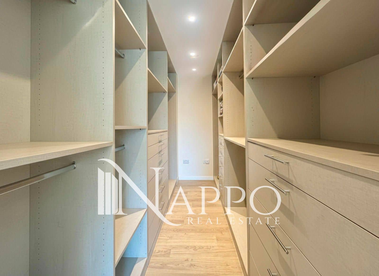 4 bedroom Villa for sale in Bunyola with pool garage - € 1,980,000 (Ref: 9715472)