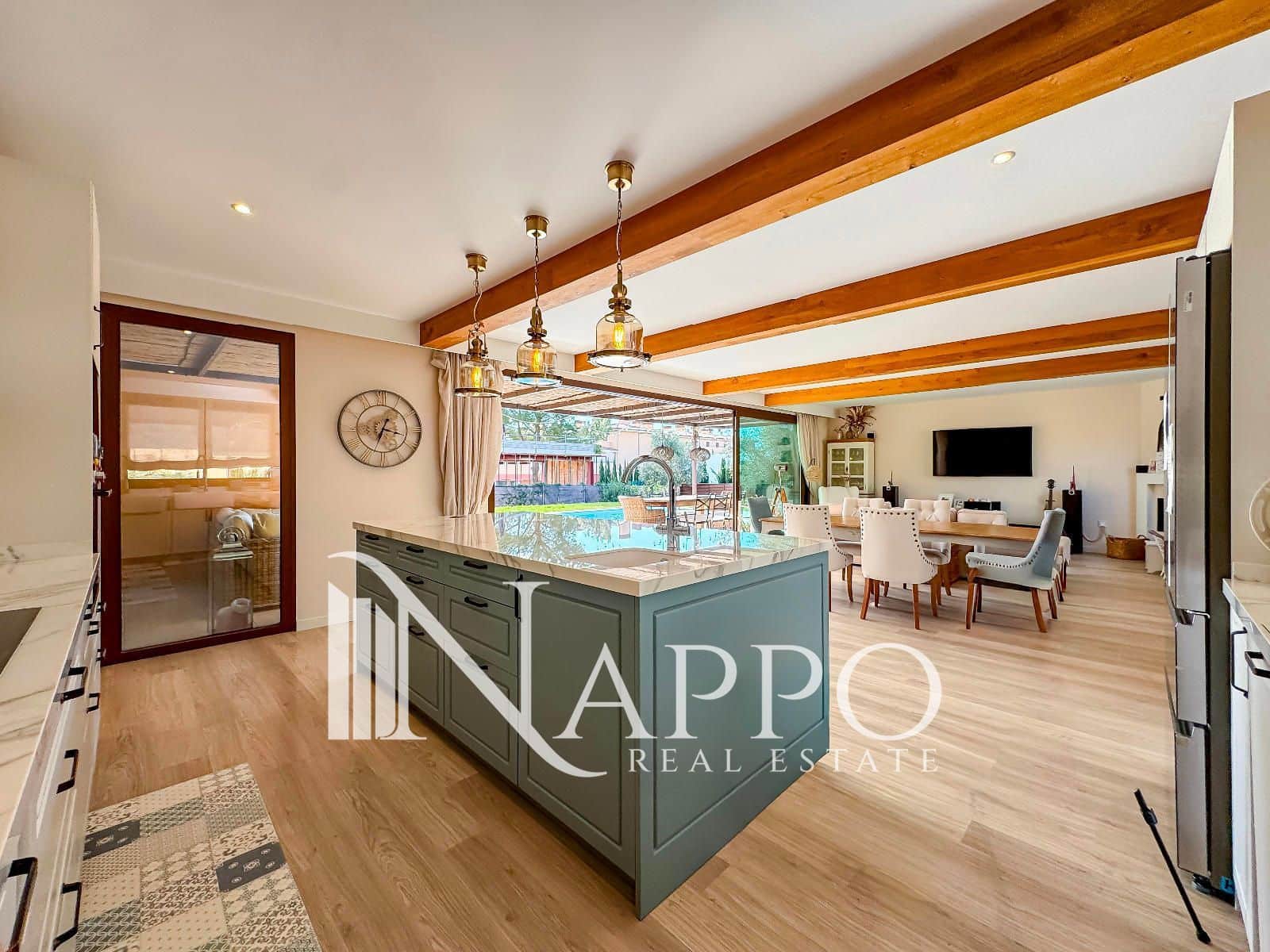 4 bedroom Villa for sale in Bunyola with pool garage - € 1,980,000 (Ref: 9715472)