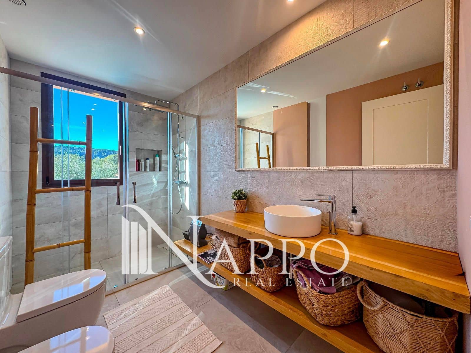 4 bedroom Villa for sale in Bunyola with pool garage - € 1,980,000 (Ref: 9715472)