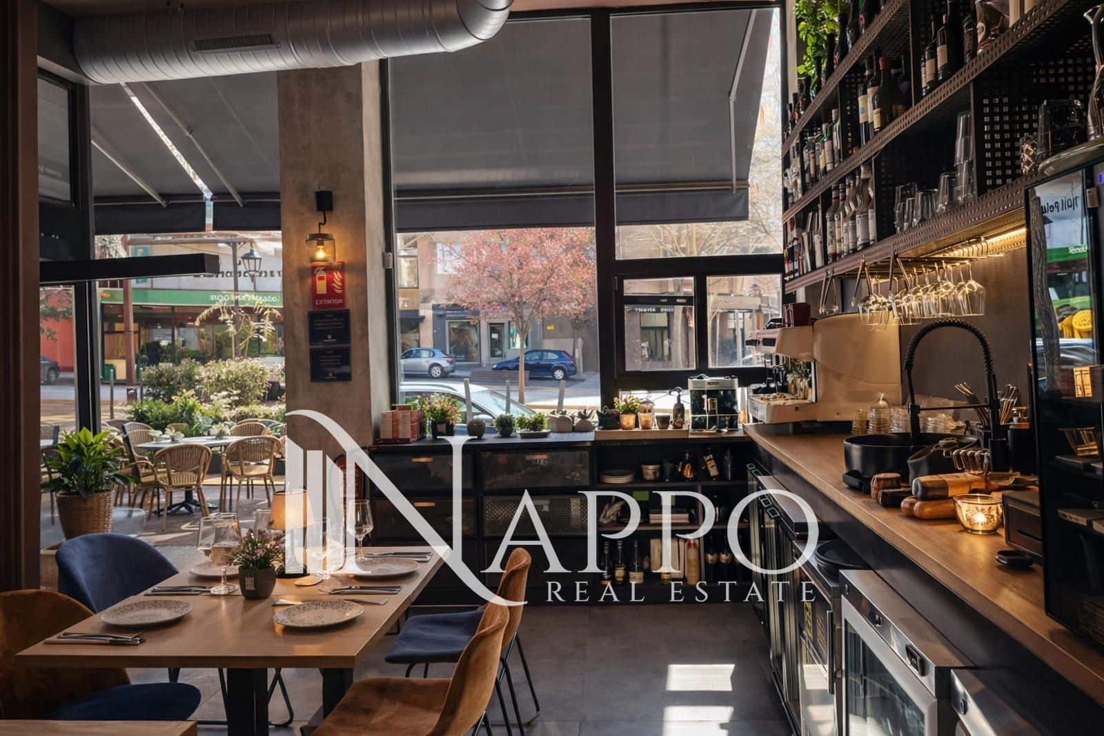 Erhverv til salg i Alcorcon - € 230.000 (Ref: 9720836)