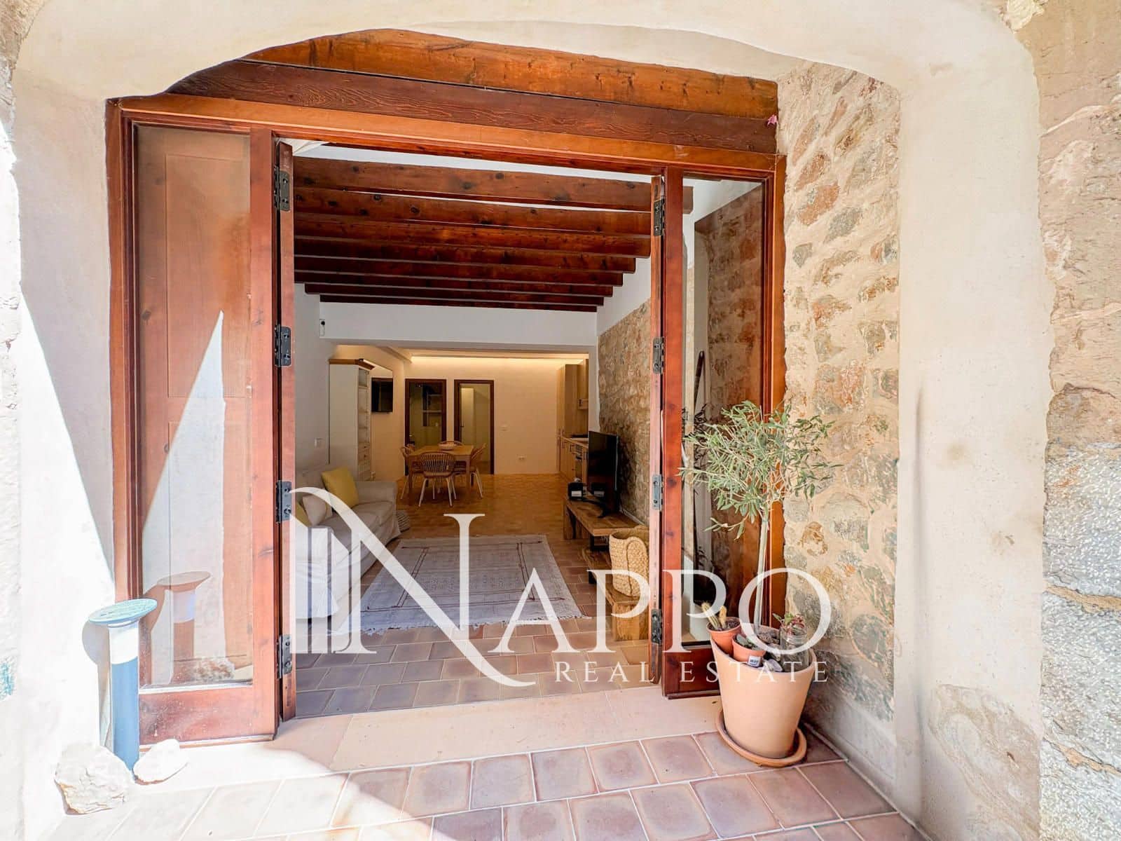 1 bedroom Flat for sale in Deia - € 450,000 (Ref: 9730685)