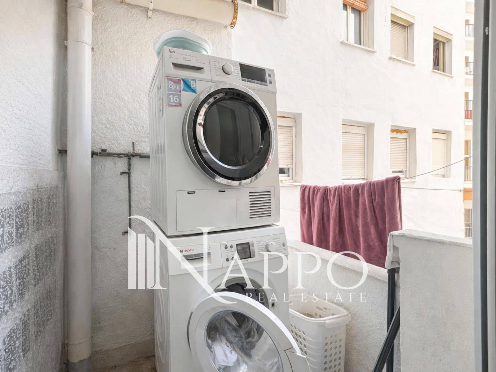 3 bedroom Flat for sale in Palma de Mallorca - € 349,000 (Ref: 9730821)