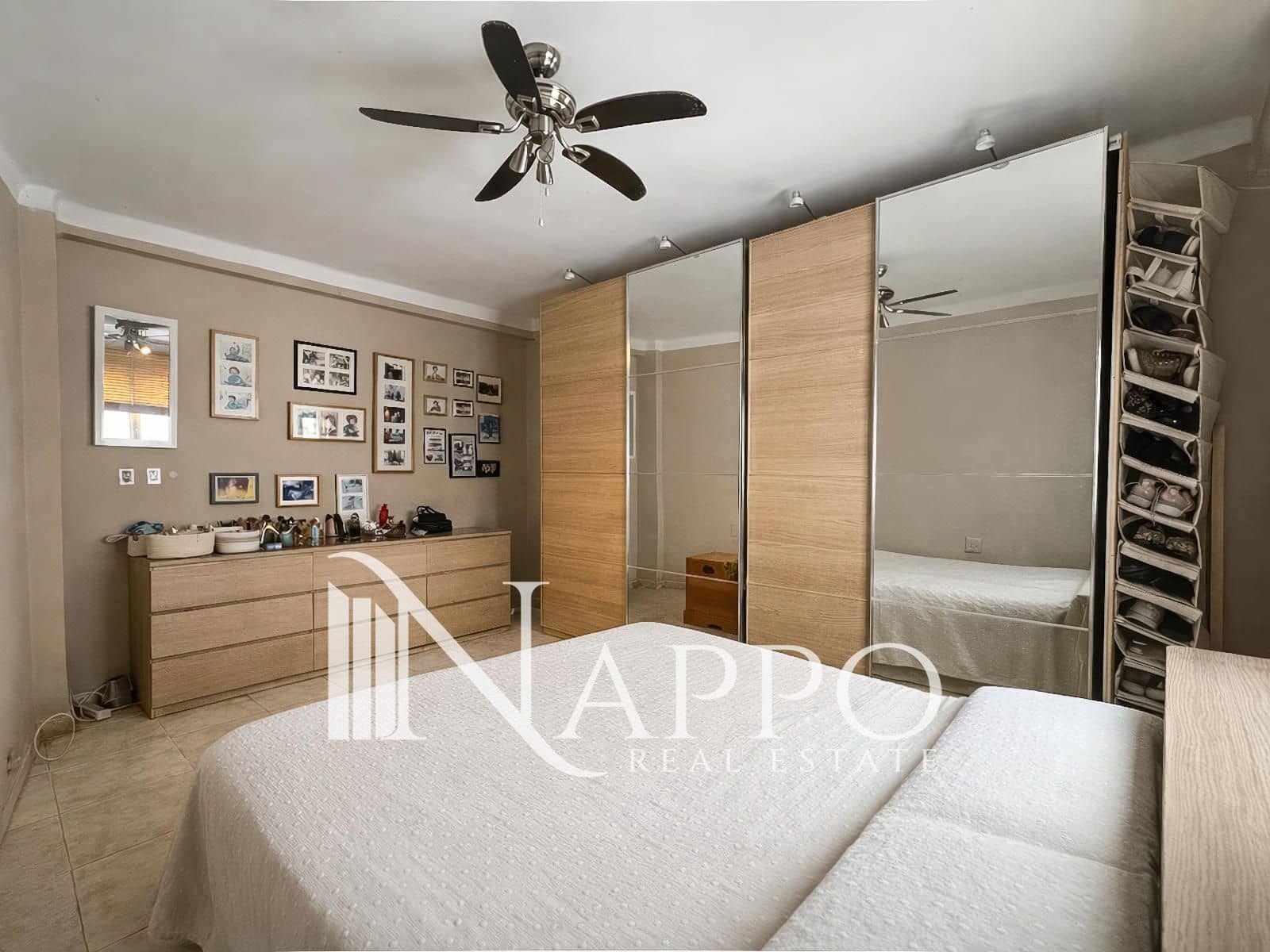 3 bedroom Flat for sale in Palma de Mallorca - € 349,000 (Ref: 9730821)