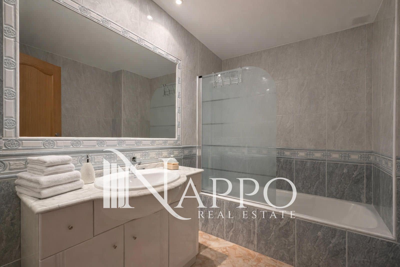 Casa de 3 habitaciones en Marratxí en alquiler con piscina garaje - 2.750 € (Ref: 9730913)