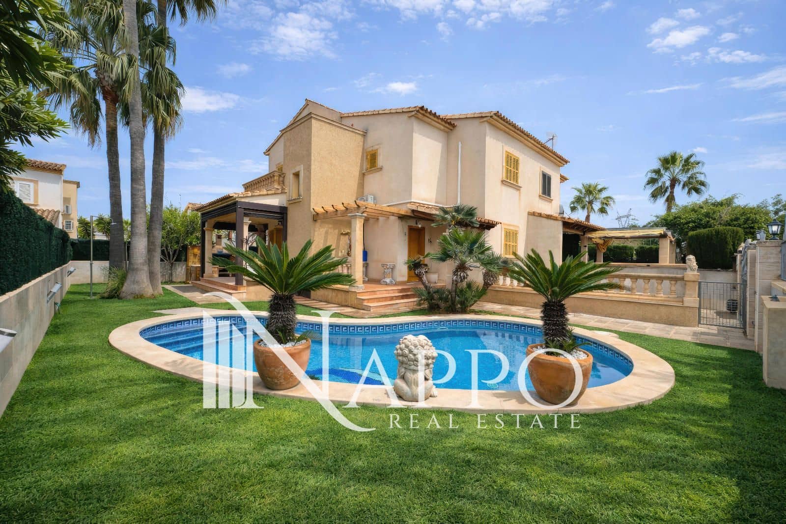 Casa de 3 habitaciones en Marratxí en alquiler con piscina garaje - 2.750 € (Ref: 9730913)