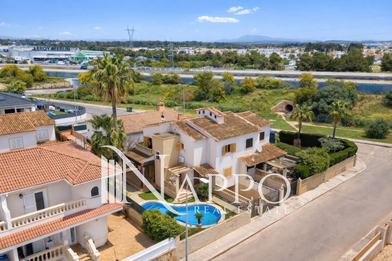 Casa de 3 habitaciones en Marratxí en alquiler con piscina garaje - 2.750 € (Ref: 9730913)