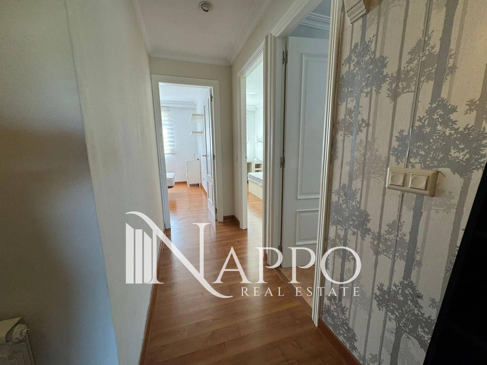 3 bedroom Flat for rent in Es Molinar / El Molinar with garage - € 1,900 (Ref: 9730916)