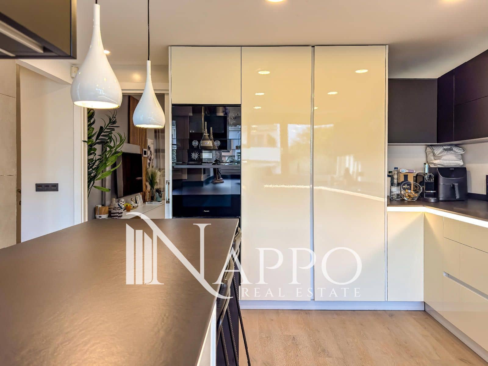 4 bedroom Townhouse for sale in Son Ferrer with pool garage - € 799,000 (Ref: 9730917)