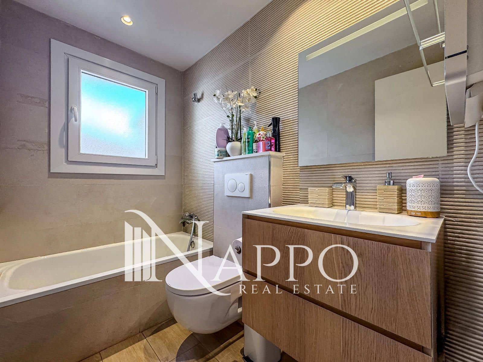 4 bedroom Townhouse for sale in Son Ferrer with pool garage - € 799,000 (Ref: 9730917)