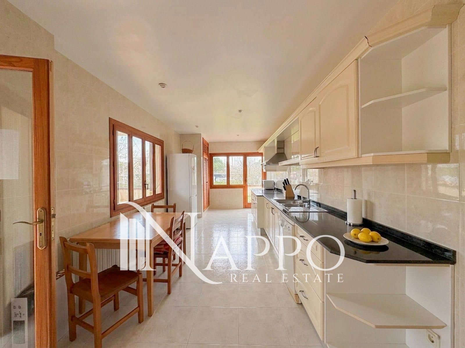 4 slaapkamer Villa te koop in Colonia de Sant Jordi met garage - € 1.350.000 (Ref: 9733610)