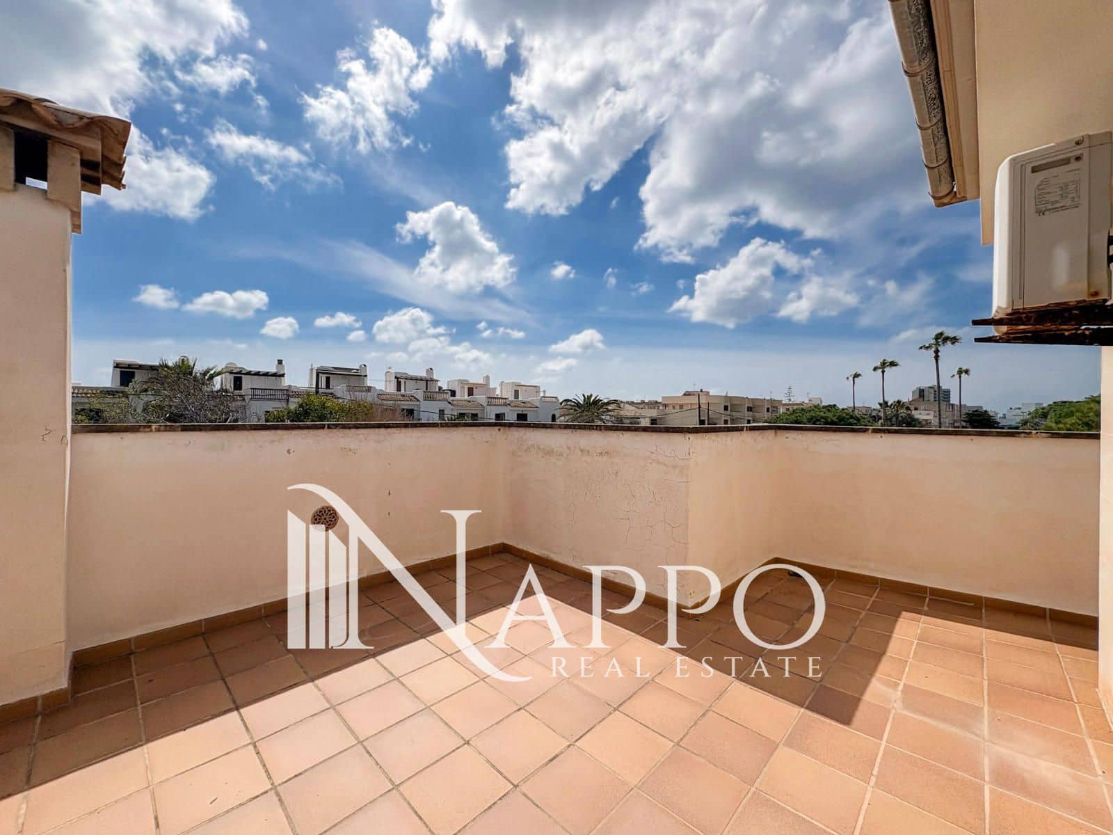 4 slaapkamer Villa te koop in Colonia de Sant Jordi met garage - € 1.350.000 (Ref: 9733610)