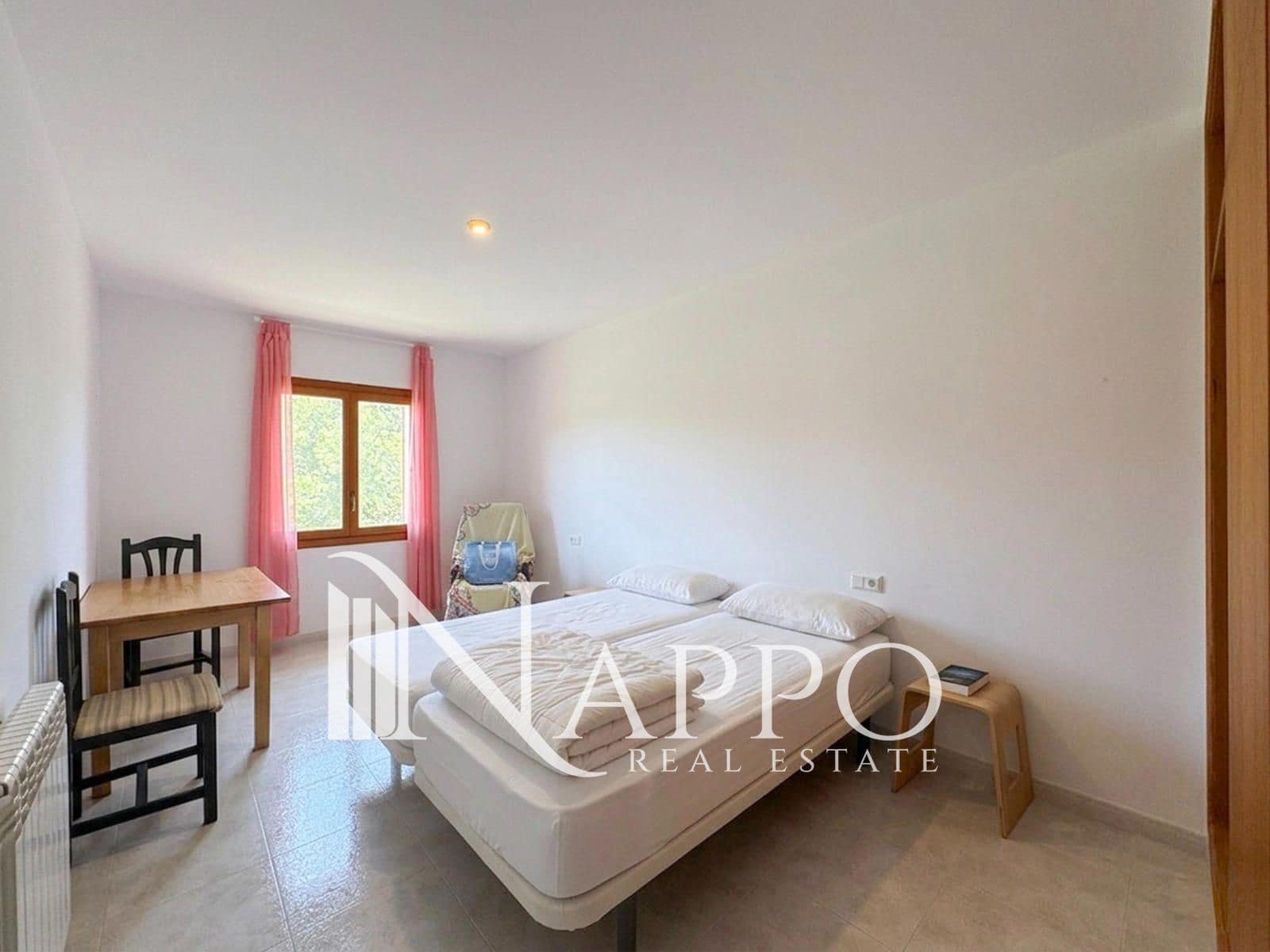 4 slaapkamer Villa te koop in Colonia de Sant Jordi met garage - € 1.350.000 (Ref: 9733610)