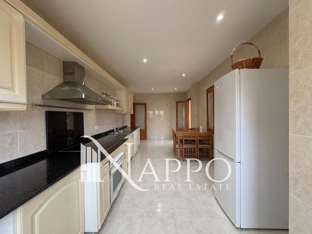 4 slaapkamer Villa te koop in Colonia de Sant Jordi, Ses Salines met garage - € 1.350.000 (Ref: 9733610)